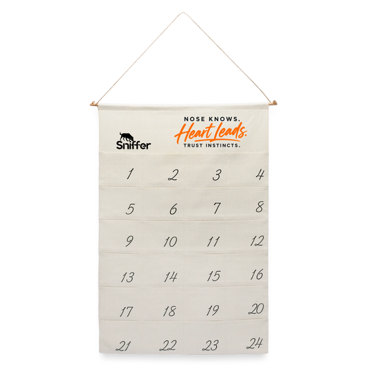 Sniffer DOGTRAINING Adventskalender „NOSE KNOWS. HEART LEADS. TRUST INSTINCTS.“ zum Selberbefüllen - Naturweiß