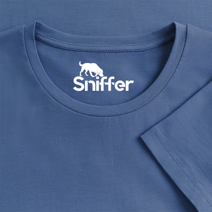 Sniffer Premium-Shirt „BORN to Track“ WOMEN edition - Taubenblau